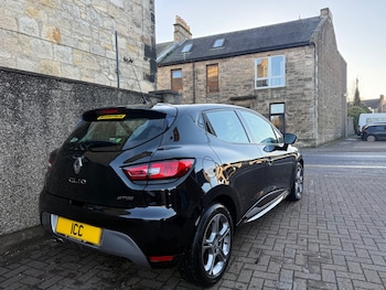 Used Renault Clio 2017 for sale - 76598824: Photo