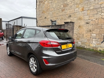 Used Ford Fiesta 2019 for sale - 76006991: Photo 2