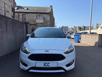 Used Ford Focus 2017 for sale - 75497501: Photo