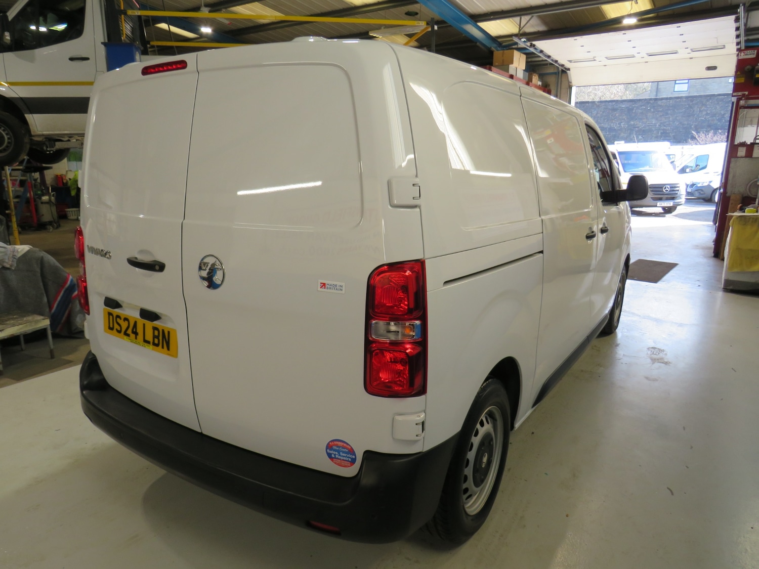 Used Vauxhall Vivaro 2024 for sale - 77732275: Photo 2