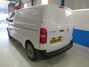 Used Vauxhall Vivaro 2024 for sale - 77732275: Photo