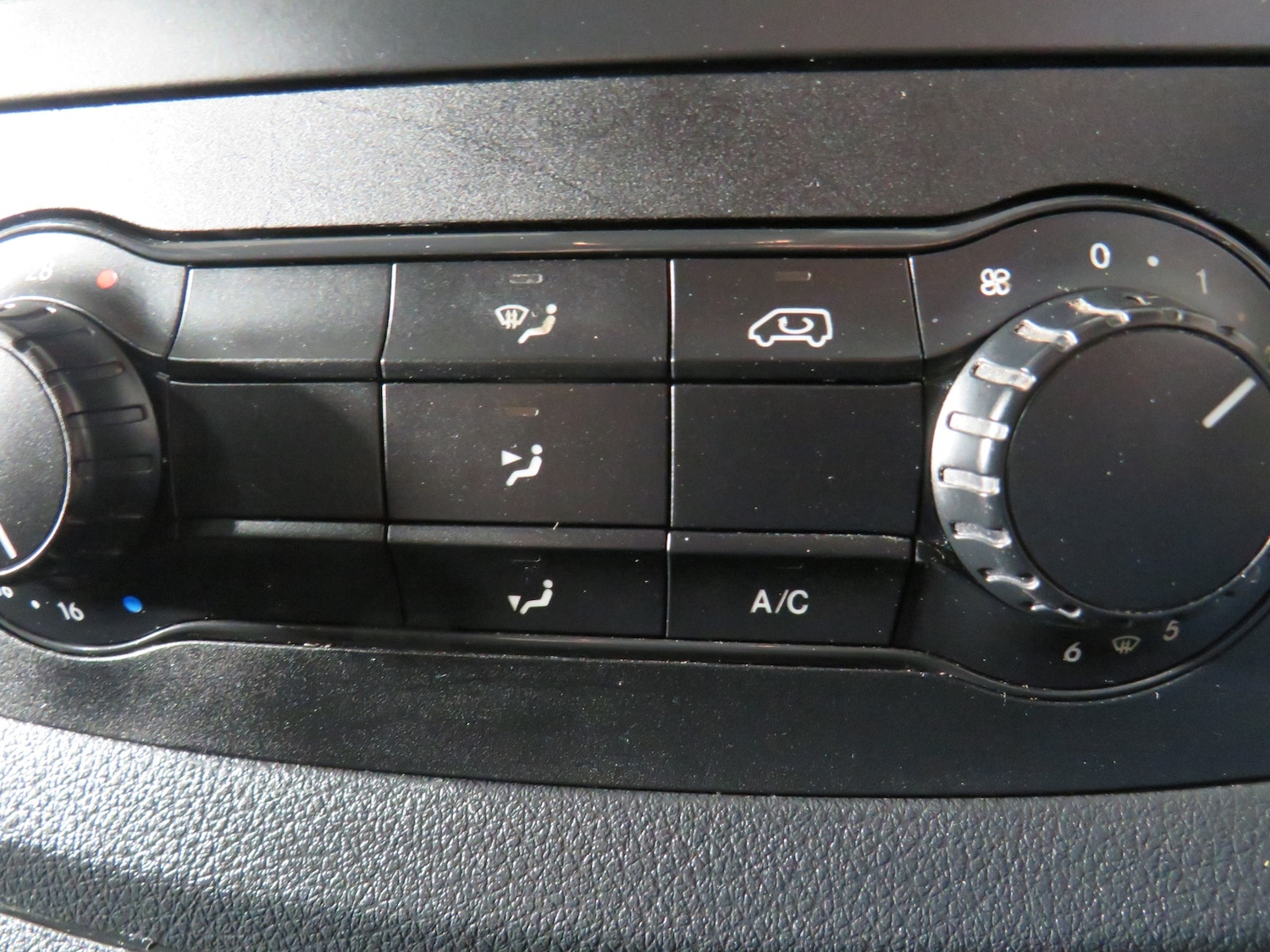 Used Mercedes-Benz Vito 2021 for sale - 76330149: Photo 12