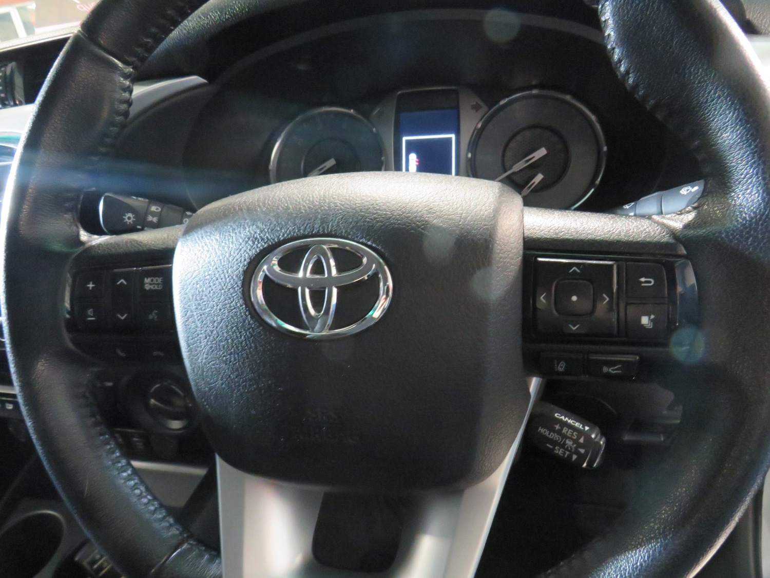 Used Toyota Hilux 2022 for sale - 76957232: Photo 9