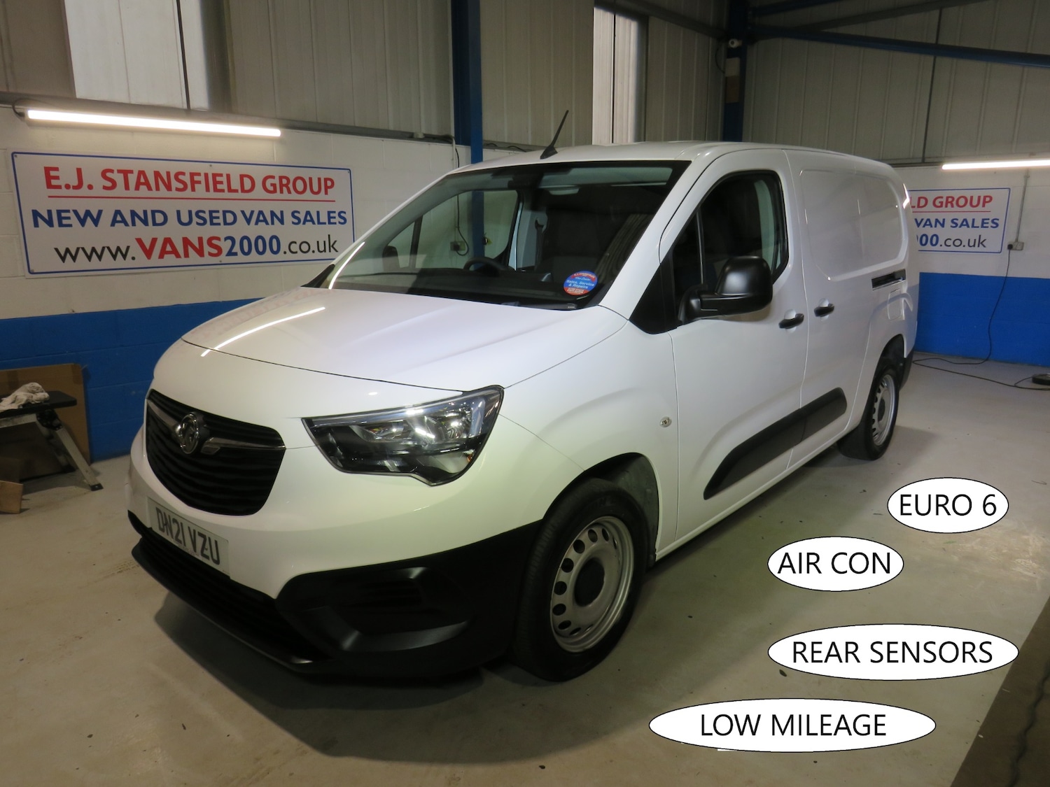 Used Vauxhall Combo 2021 for sale - 76556680: Photo 1