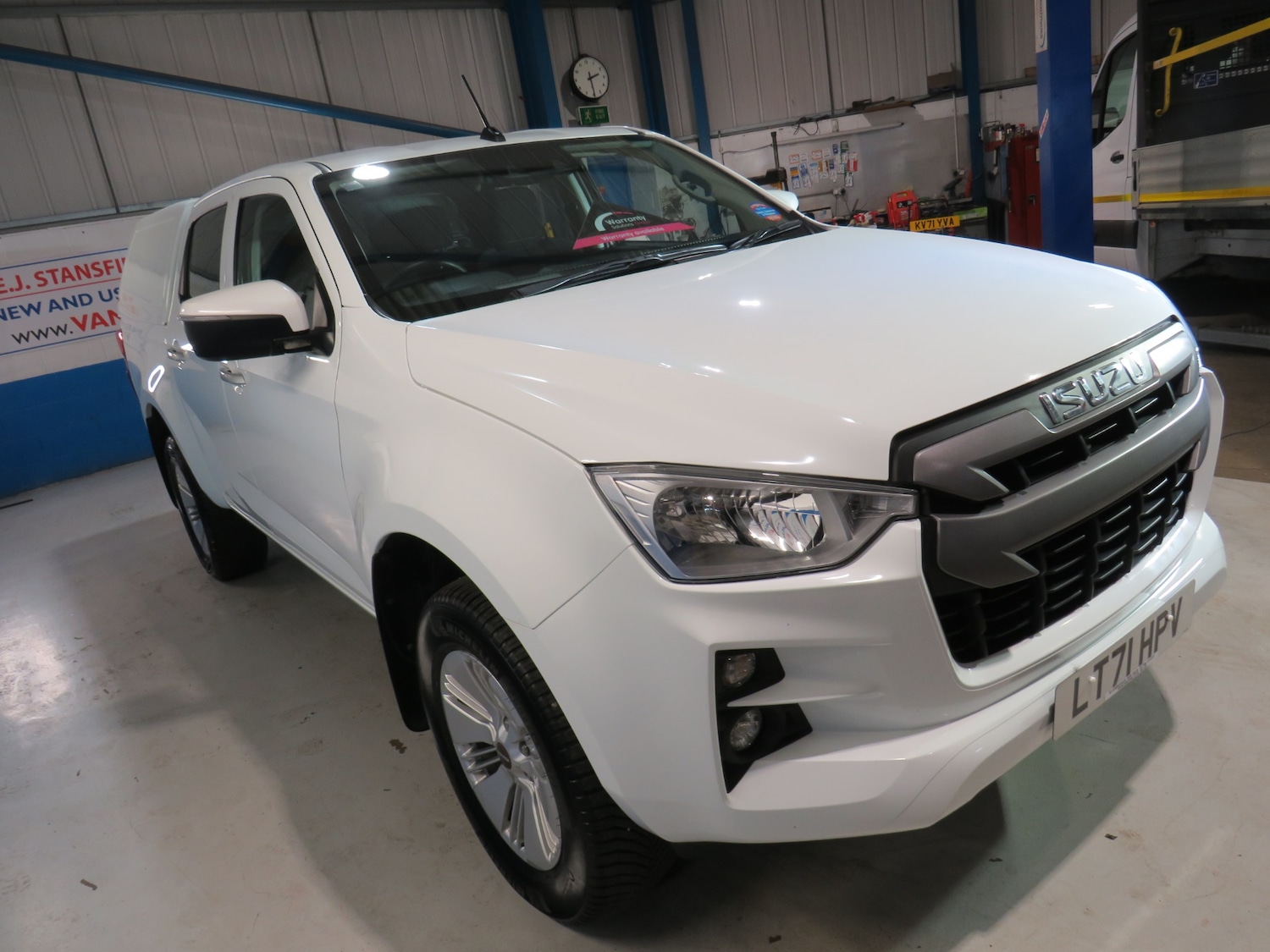 Used Isuzu D-Max 2021 for sale - 77298597: Photo 2