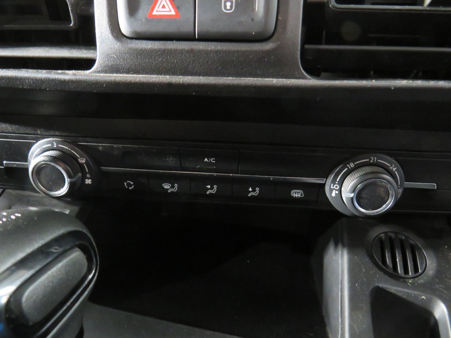 Used Toyota ProAce 2022 for sale - 76392338: Photo 8