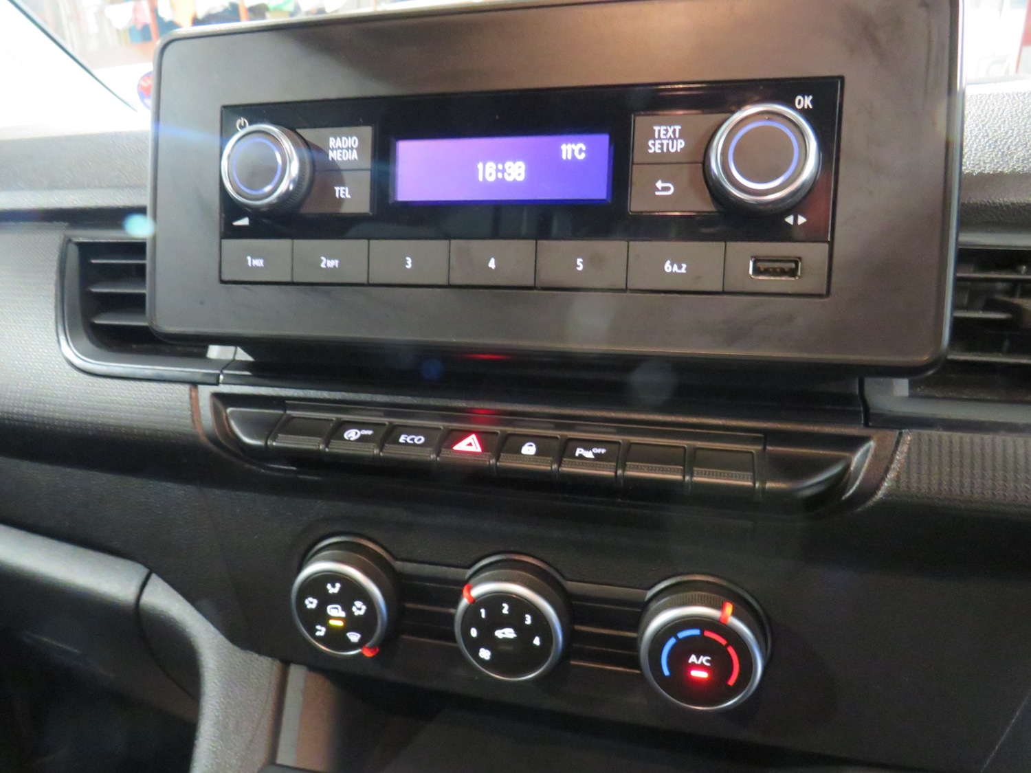 Used Renault Kangoo 2023 for sale - 76984113: Photo 11