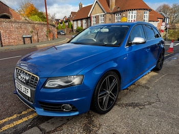 Used Audi S4 Avant 2009 for sale - 76526927: Photo