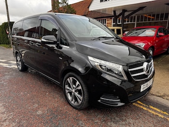 Used Mercedes-Benz V-Class 2016 for sale - 78257903: Photo