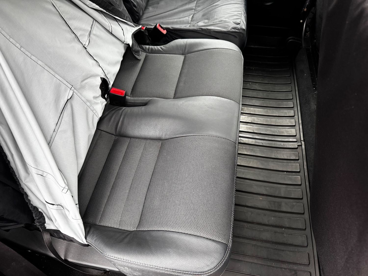 Used Land Rover Defender 2010 for sale - 77355186: Photo 11