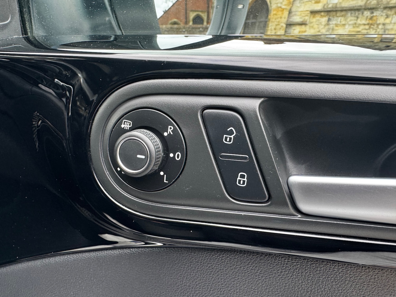 Used Volkswagen Beetle 2014 for sale - 77942199: Photo 10