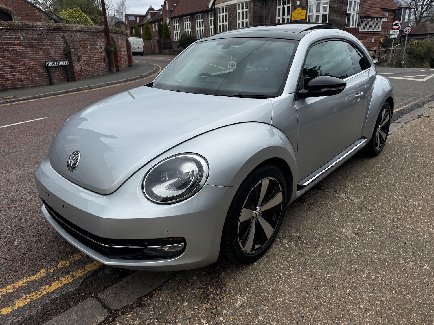 Used Volkswagen Beetle 2014 for sale - 77942199: Photo 3