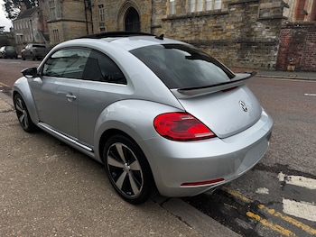 Used Volkswagen Beetle 2014 for sale - 77942199: Photo