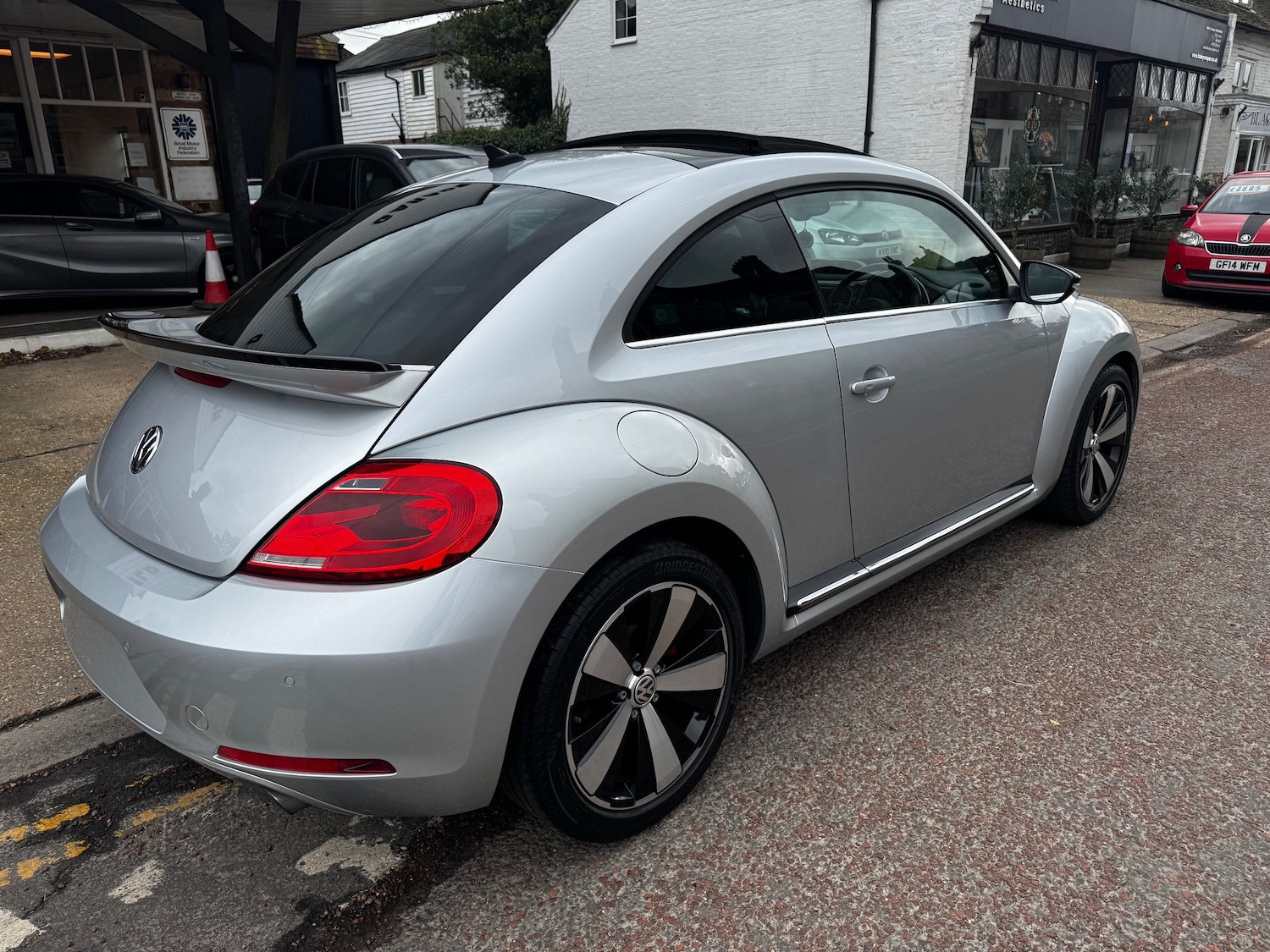 Used Volkswagen Beetle 2014 for sale - 77942199: Photo 5