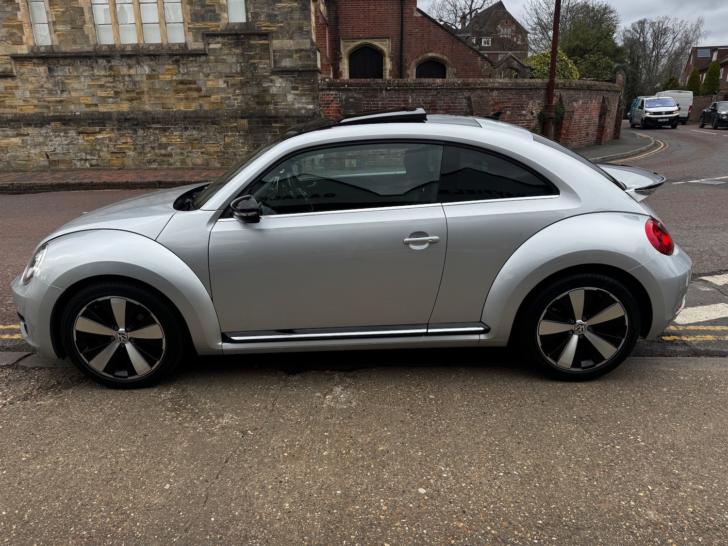Used Volkswagen Beetle 2014 for sale - 77942199: Photo 6