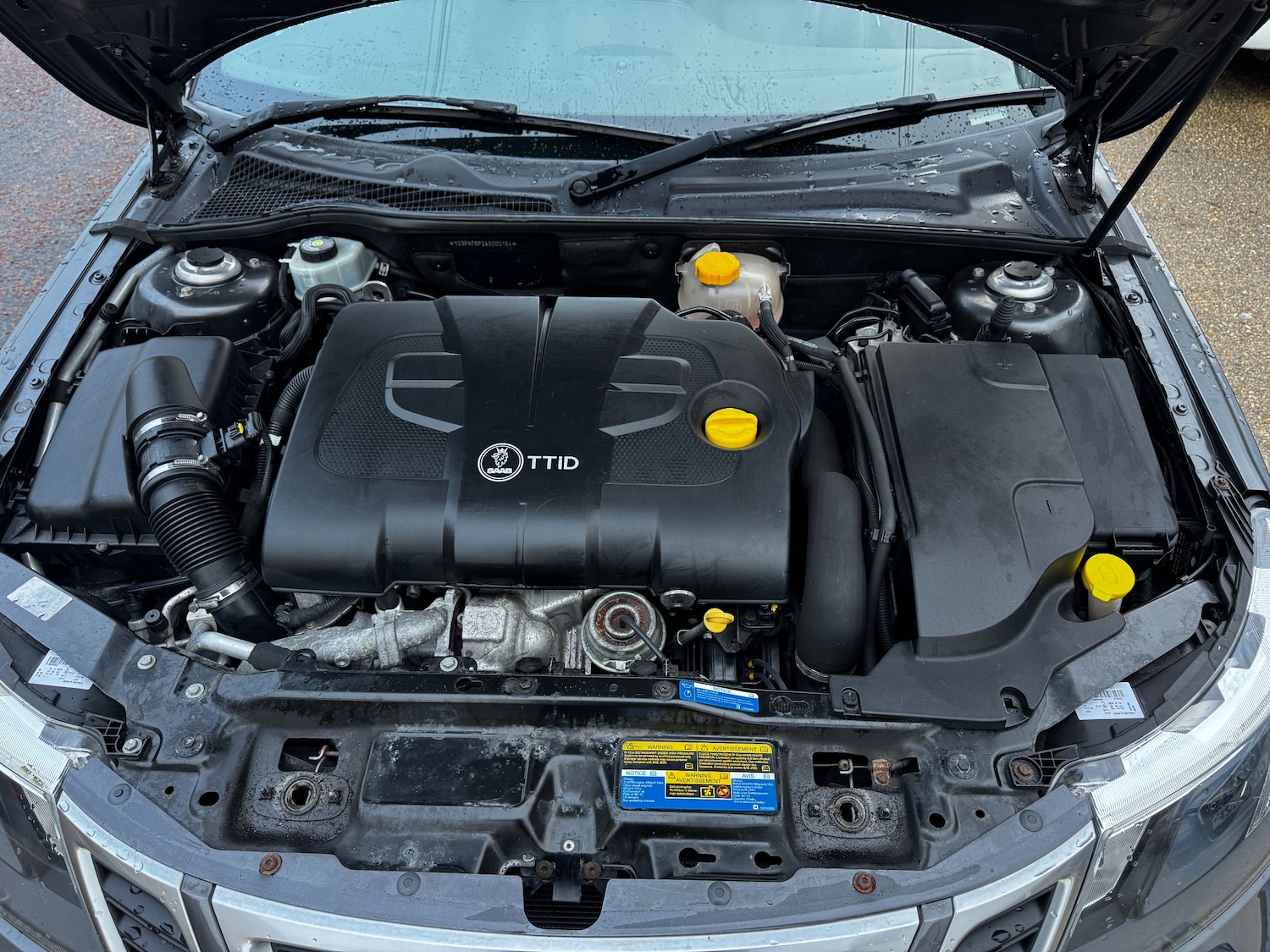 Used Saab 9-3 2010 for sale - 76909302: Photo 11