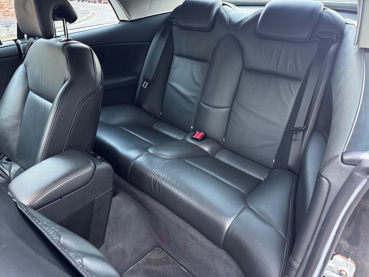 Used Saab 9-3 2010 for sale - 76909302: Photo 7