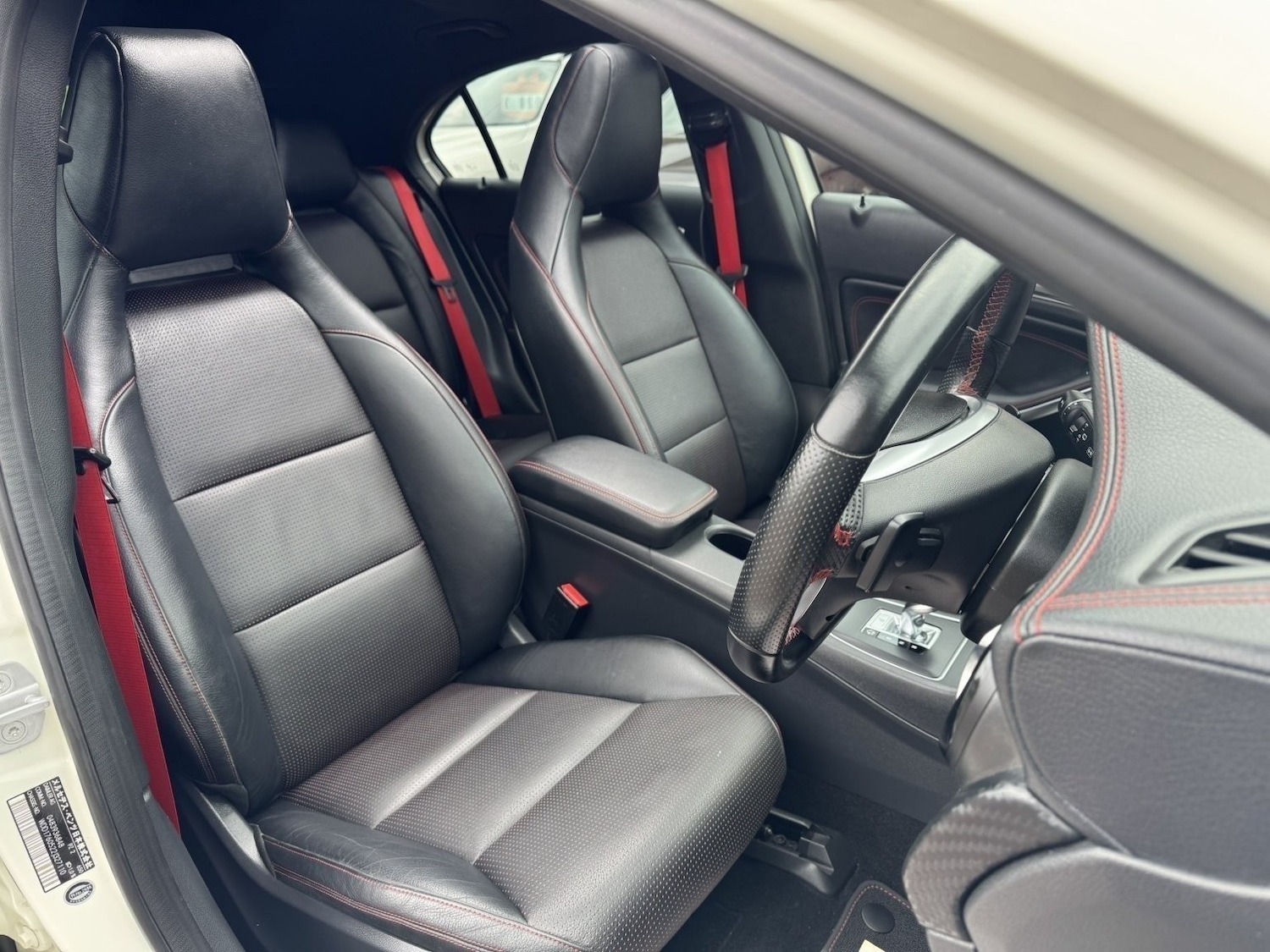 Used Mercedes-Benz A-Class 2014 for sale - 77139285: Photo 6