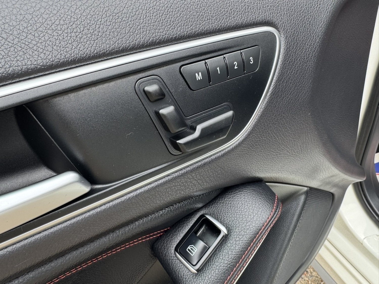 Used Mercedes-Benz A-Class 2014 for sale - 77139285: Photo 9