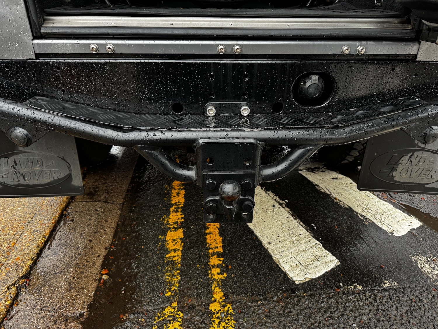 Used Land Rover Defender 2010 for sale - 77520084: Photo 15