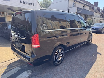 Used Mercedes-Benz V-Class 2017 for sale - 79519136: Photo