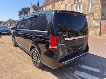 Used Mercedes-Benz V-Class 2017 for sale - 79519136: Photo