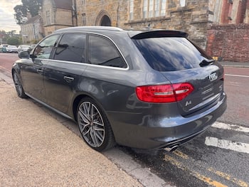 Used Audi A4 2014 for sale - 79827023: Photo
