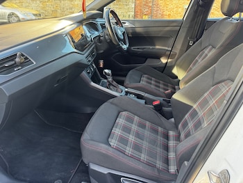 Used Volkswagen Polo 2019 for sale - 77236208: Photo