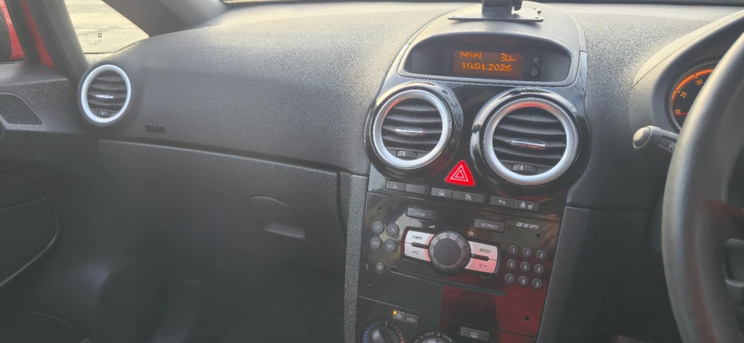 Used Vauxhall Corsa 2013 for sale - 77162243: Photo 18