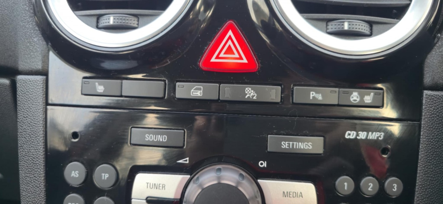 Used Vauxhall Corsa 2013 for sale - 77162243: Photo 22