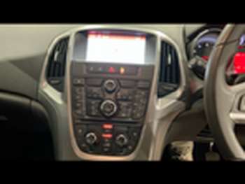 2014 (14) - 1.4i 16V Tech Line 5dr