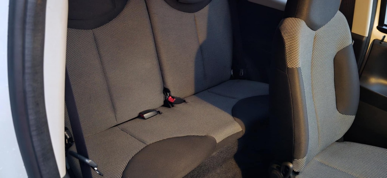 Used Toyota AYGO 2013 for sale - 77162271: Photo 10