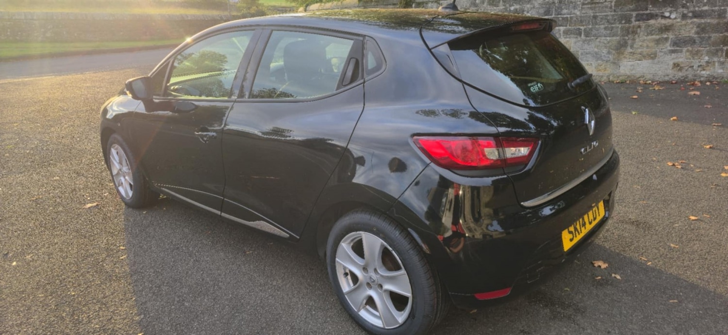 Used Renault Clio 2014 for sale - 77162267: Photo 2