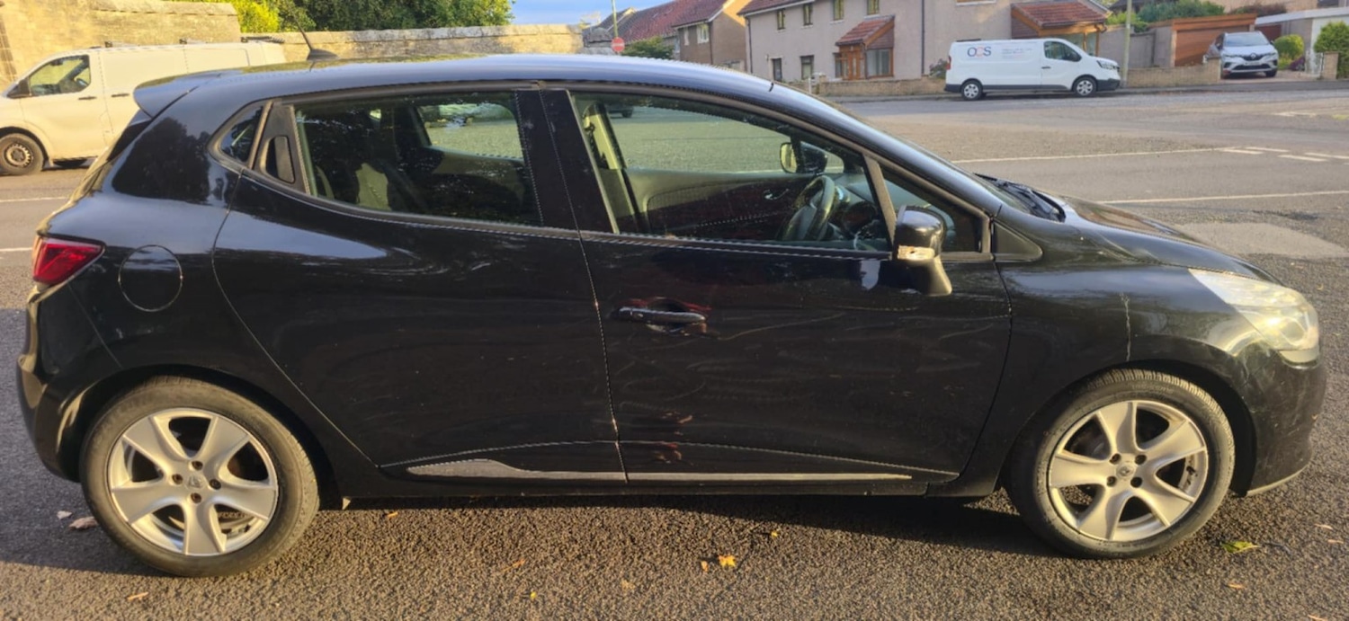 Used Renault Clio 2014 for sale - 77162267: Photo 23