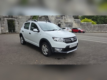 Used Dacia Sandero Stepway 2015 for sale - 79347105: Photo