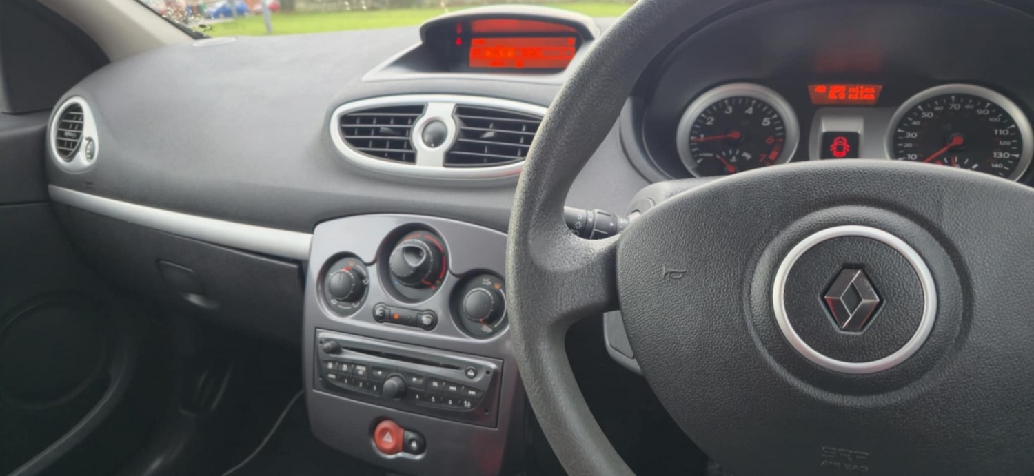 Used Renault Clio 2012 for sale - 77162248: Photo 12