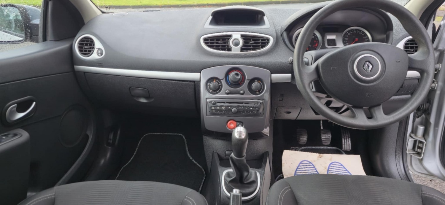 Used Renault Clio 2012 for sale - 77162248: Photo 16