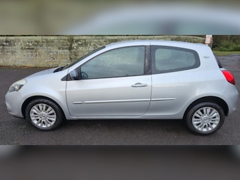 Used Renault Clio 2012 for sale - 77162248: Photo