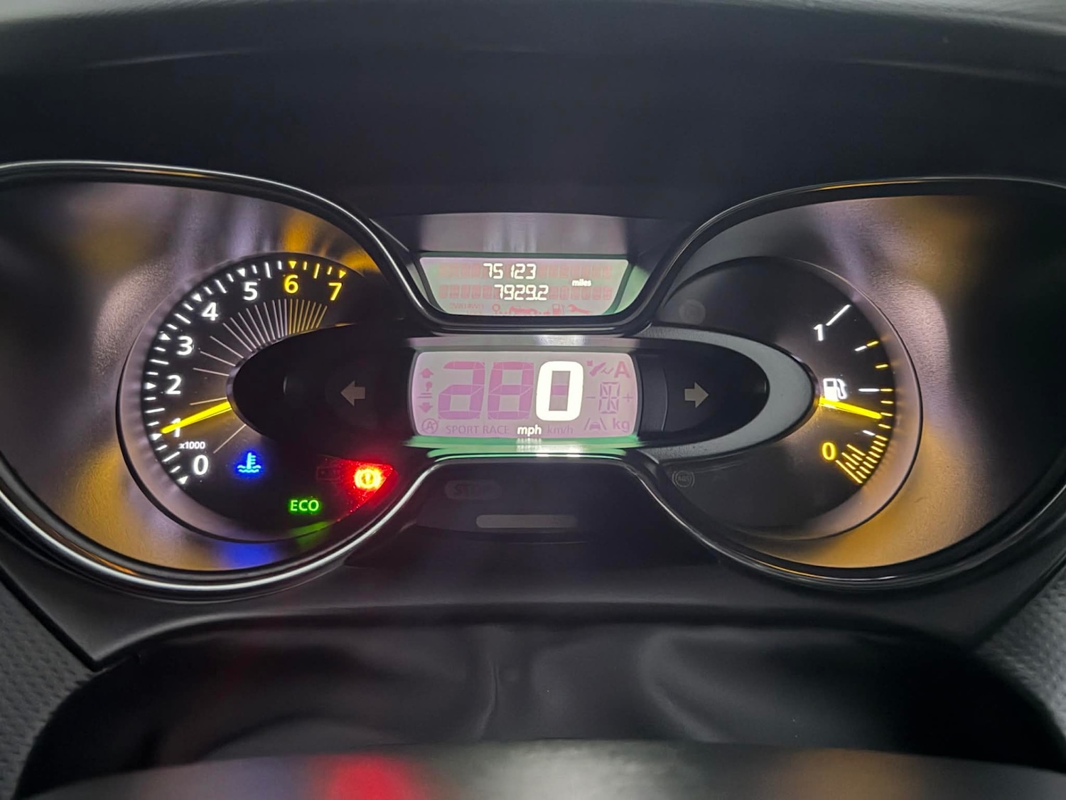 Used Renault Captur 2016 for sale - 76722384: Photo 17