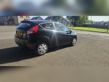 Used Ford Fiesta 2013 for sale - 79198508: Photo