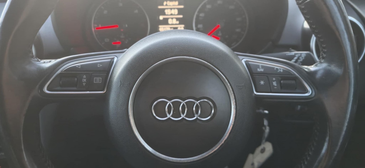 Used Audi A1 2011 for sale - 77162253: Photo 24