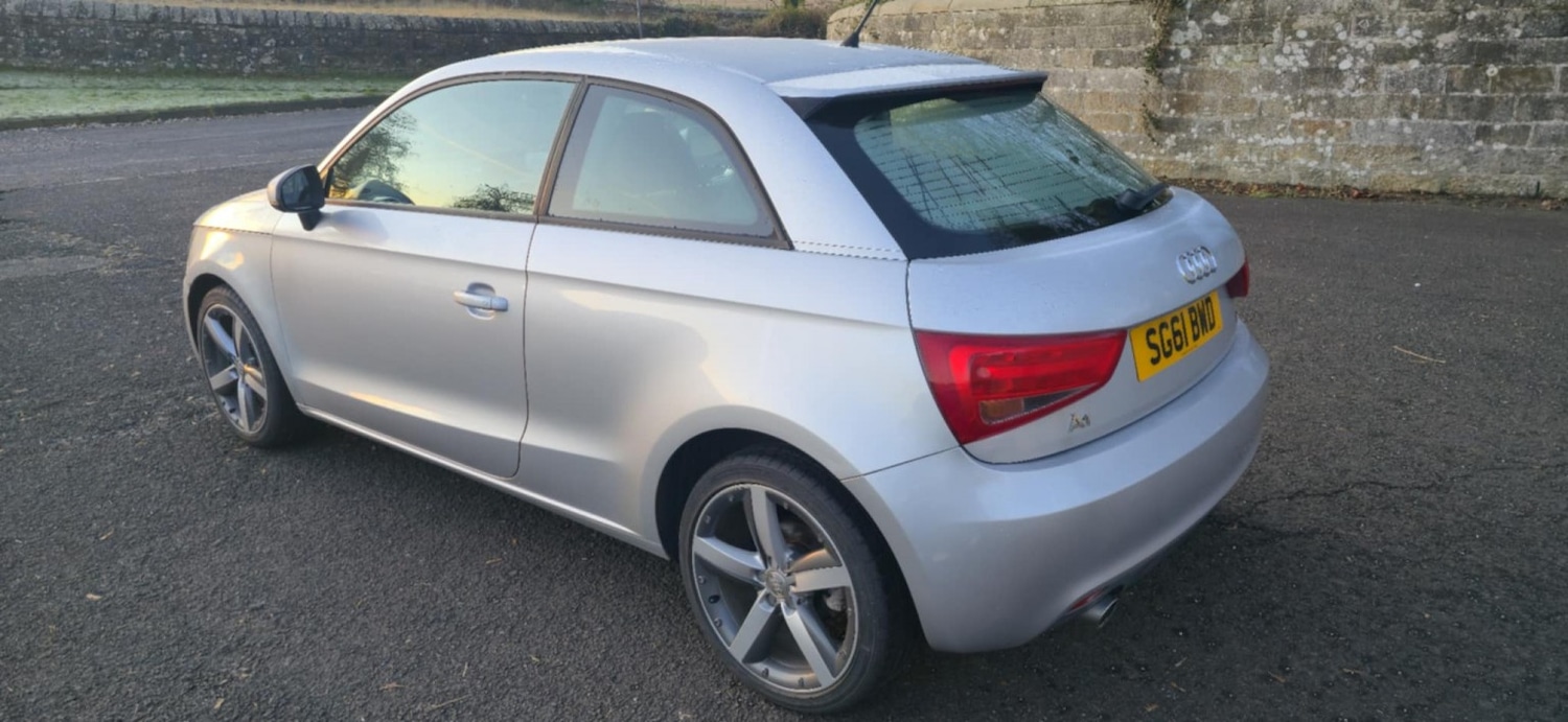 Used Audi A1 2011 for sale - 77162253: Photo 3