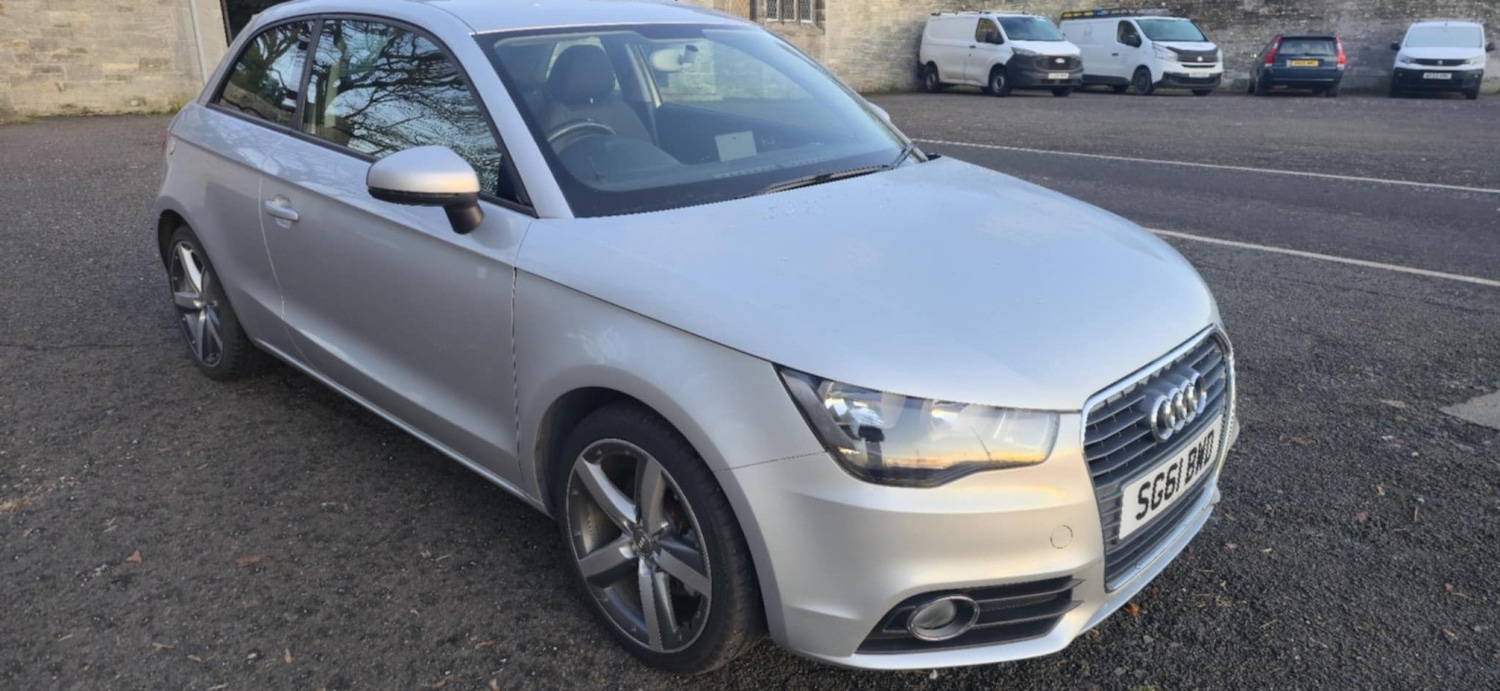 Used Audi A1 2011 for sale - 77162253: Photo 4