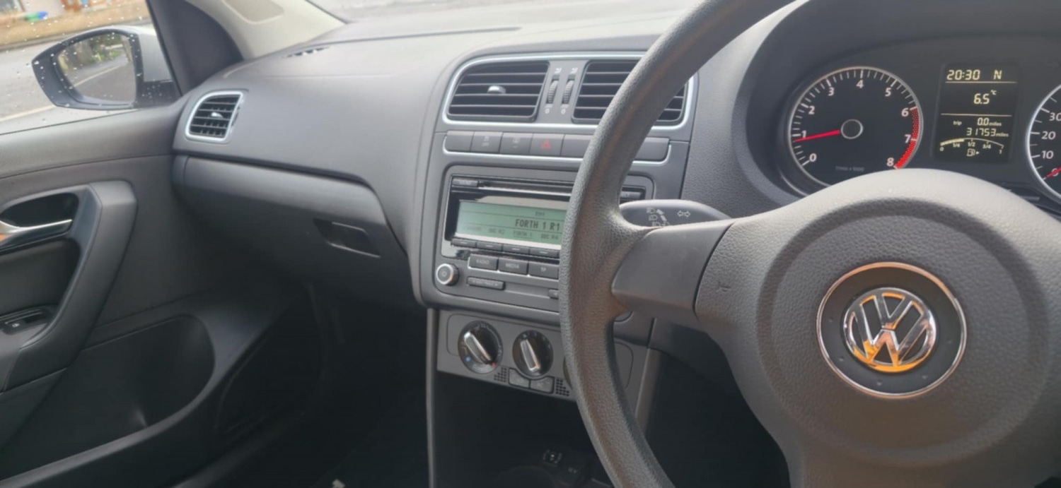 Used Volkswagen Polo 2010 for sale - 77357408: Photo 14