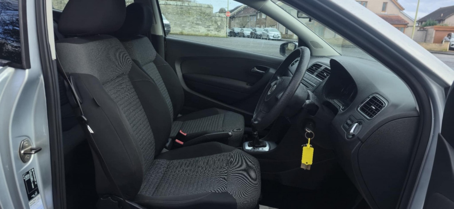 Used Volkswagen Polo 2010 for sale - 77357408: Photo 15