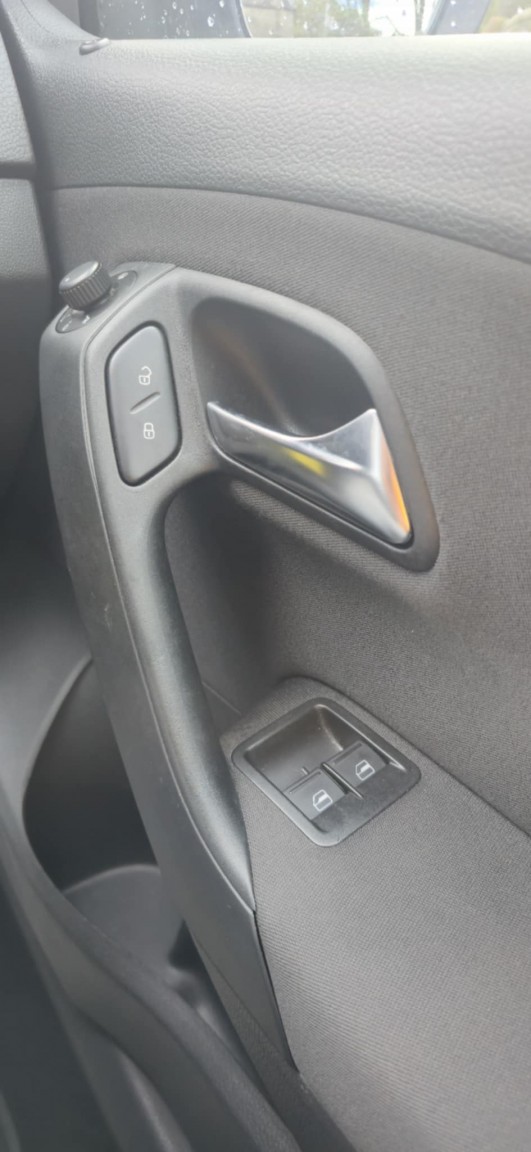 Used Volkswagen Polo 2010 for sale - 77357408: Photo 18