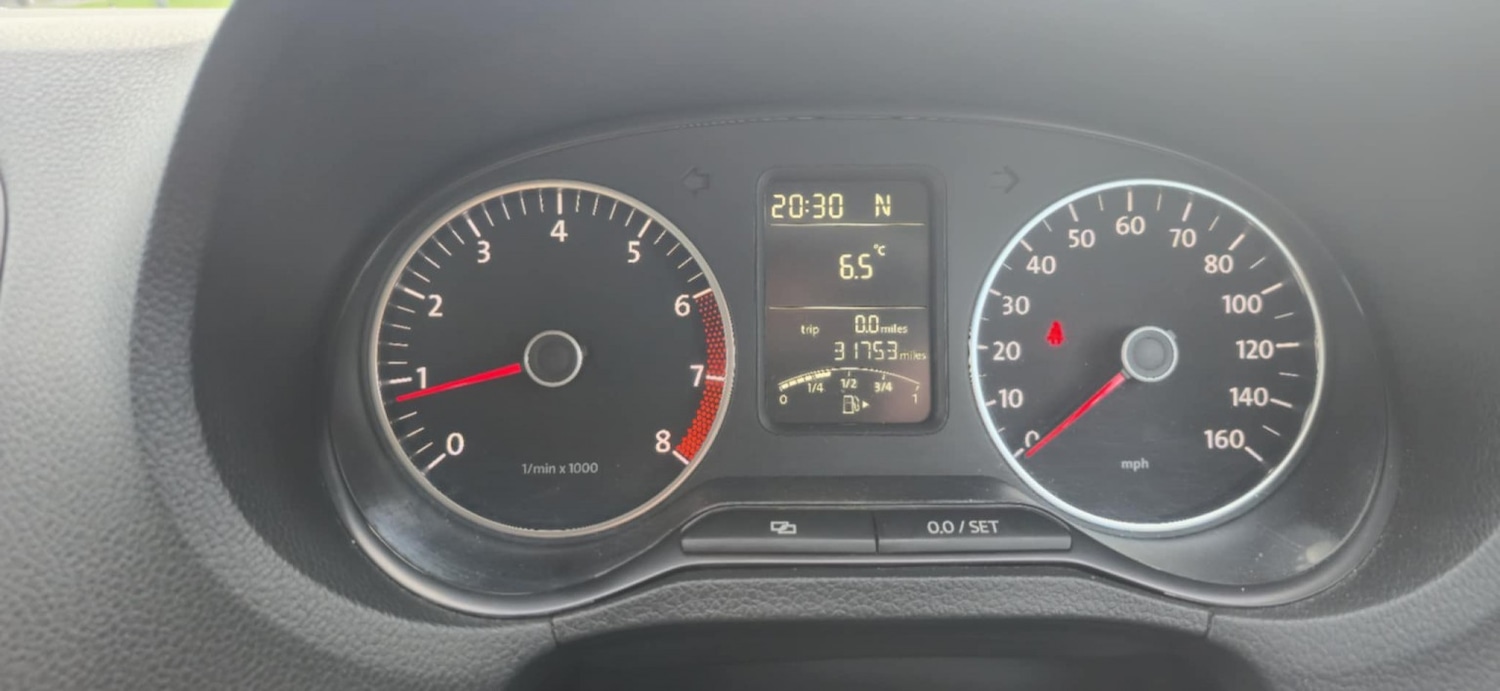 Used Volkswagen Polo 2010 for sale - 77357408: Photo 20