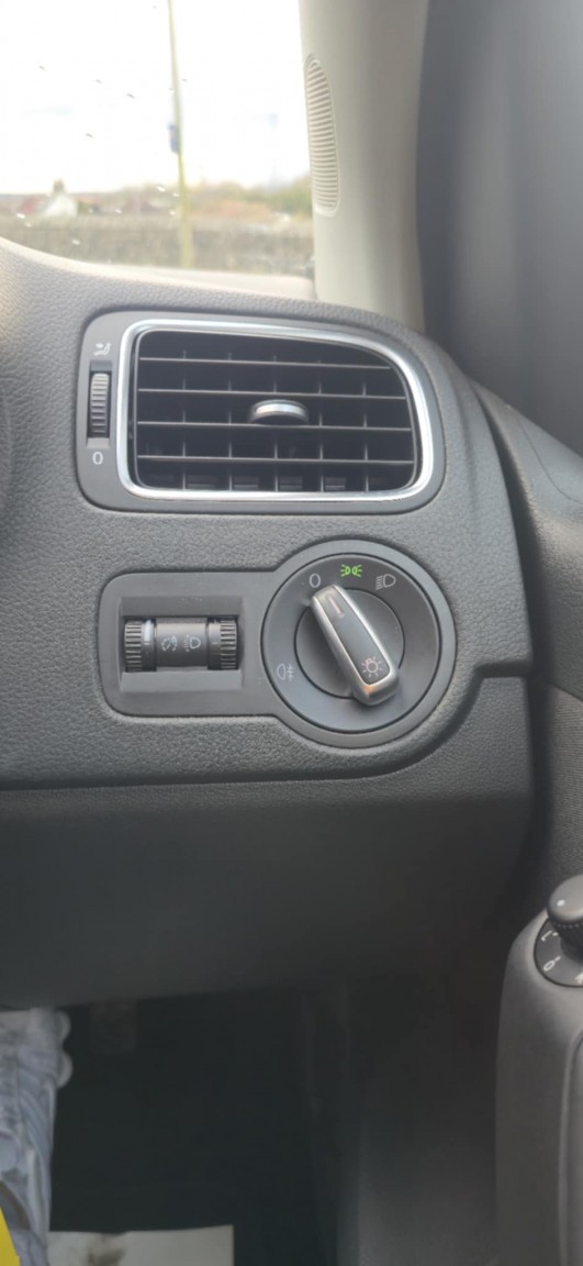 Used Volkswagen Polo 2010 for sale - 77357408: Photo 21