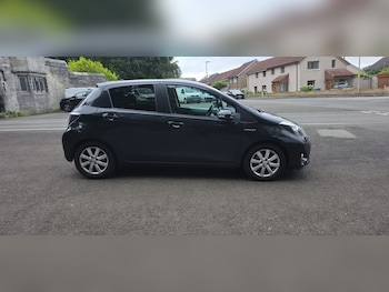 Used Toyota Yaris 2013 for sale - 79023892: Photo