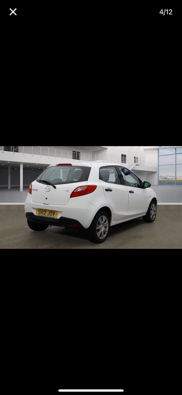 Used Mazda Mazda2 2012 for sale - 76320452: Photo 4